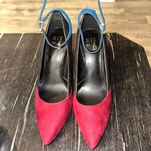 Beautiful color block heels!